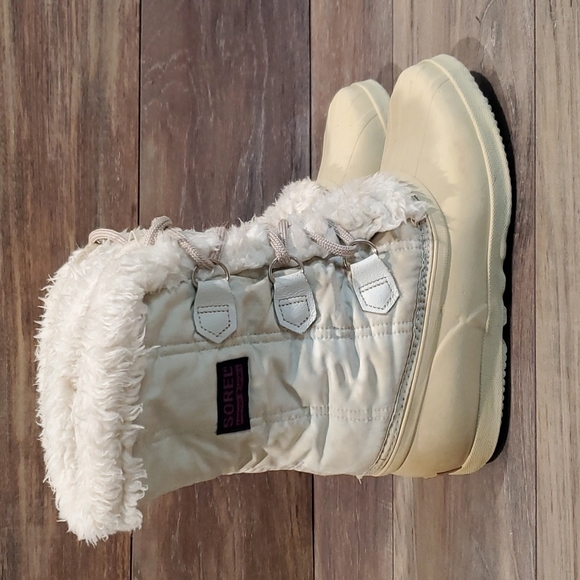 Sorel Women Saltwater Duck Ankle Insulated lined boots  shoes - Picture 2 of 16